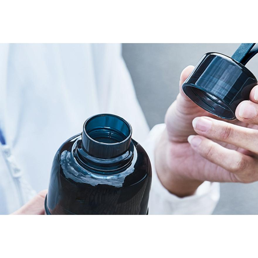 HYDRO ActiveFlow bottle with a half-turn cap and a narrow neck