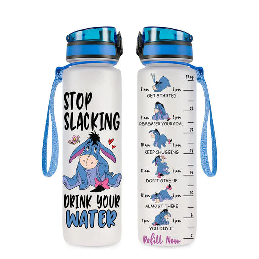 HYDRO FlowTrack. Smart sports bottle with filter and consumption scale.